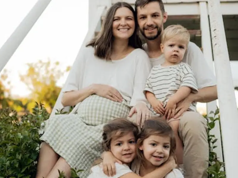 挽回老公的策略：坚决说要离婚的老公还应该挽回吗？