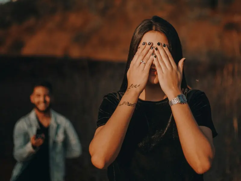 挽回男友攻略：跟男友感情面临分手的危机，该怎么挽回