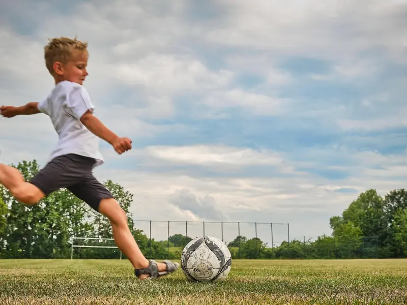 挽回女友的策略：女友觉得我们不合适，该怎么挽回