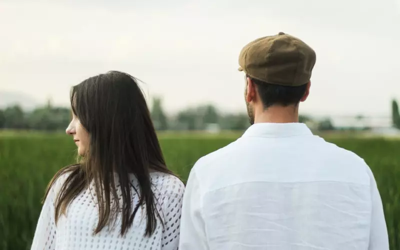 挽回男友攻略如何消除爱情疲倦感(感情出现危机了怎么挽回男友)