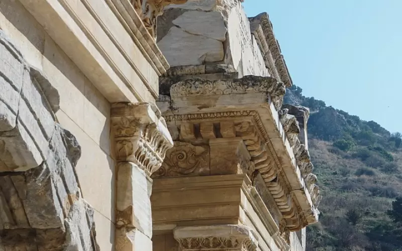 这样的行为，可能会毁掉你们的感情，最好不要做！