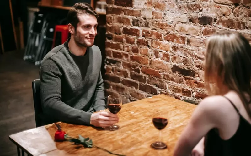 盘点我的网恋男朋友奔现成功现场(网恋无底洞)