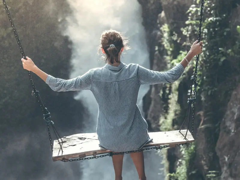 教你如何让女生对你产生喜欢的感觉？