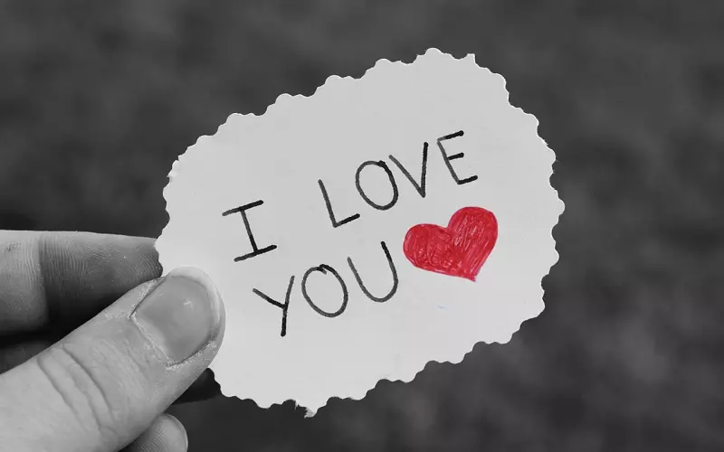 个性伤感说说，心碎心好累的心情说说！