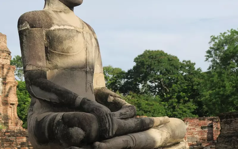 泰国佛牌知识：千百年古佛牌并非遥不可攀