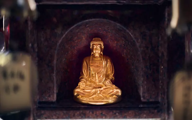 泰国佛教圣物之-行走佛(帕邦里拉)