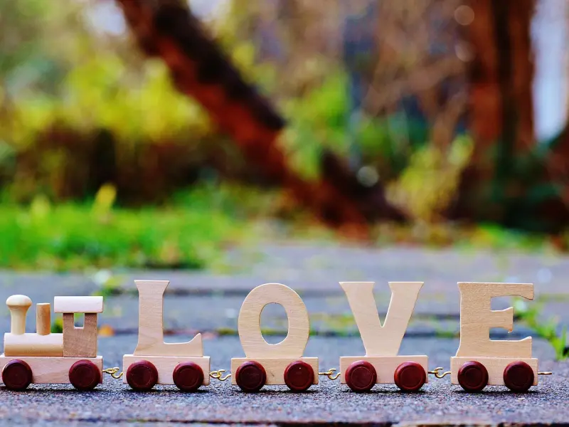 那个不回你消息的姑娘......有种尊重，叫“收到”。