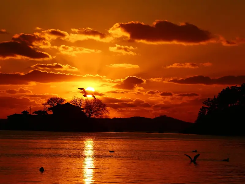 男女之间关系变得暧昧，是从这几个“玩笑”开始的