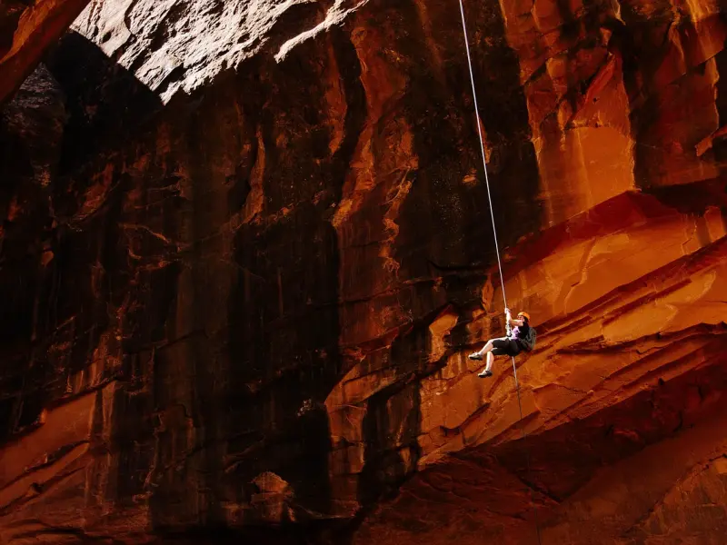 最好的女追男策略是吸引他追求你