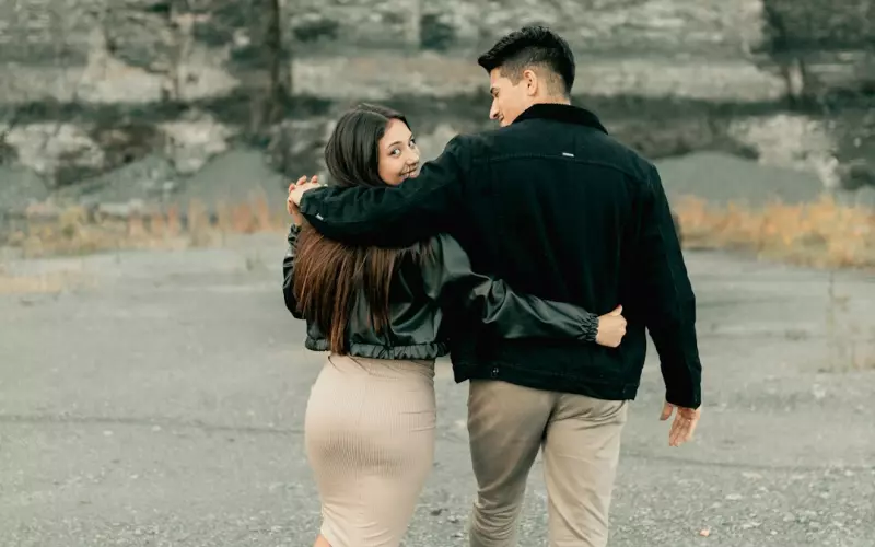 怎么挽回男朋友最好的方法(该怎么巧妙挽回男朋友)