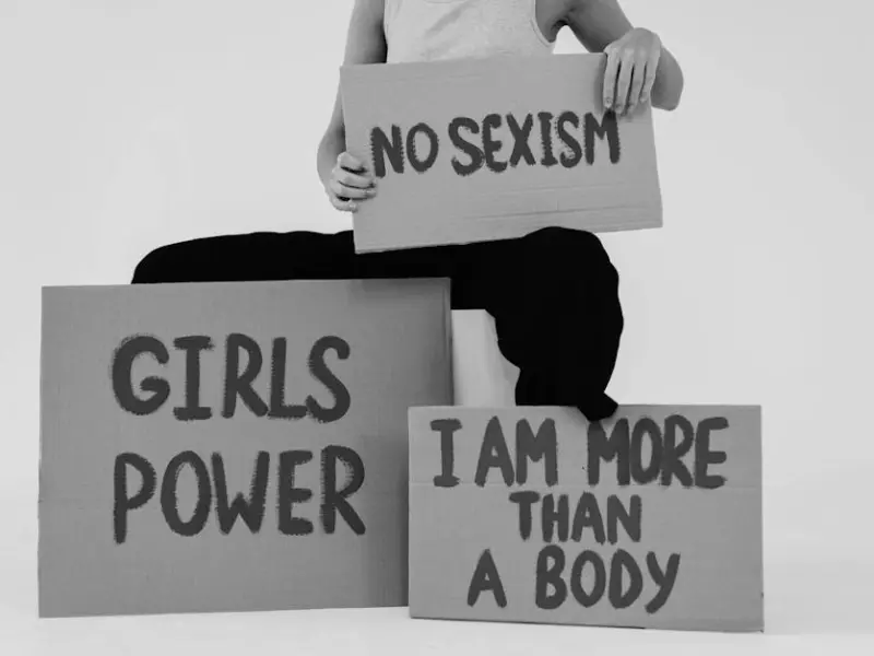 “女人这几个地方越大，越惹男人喜欢”