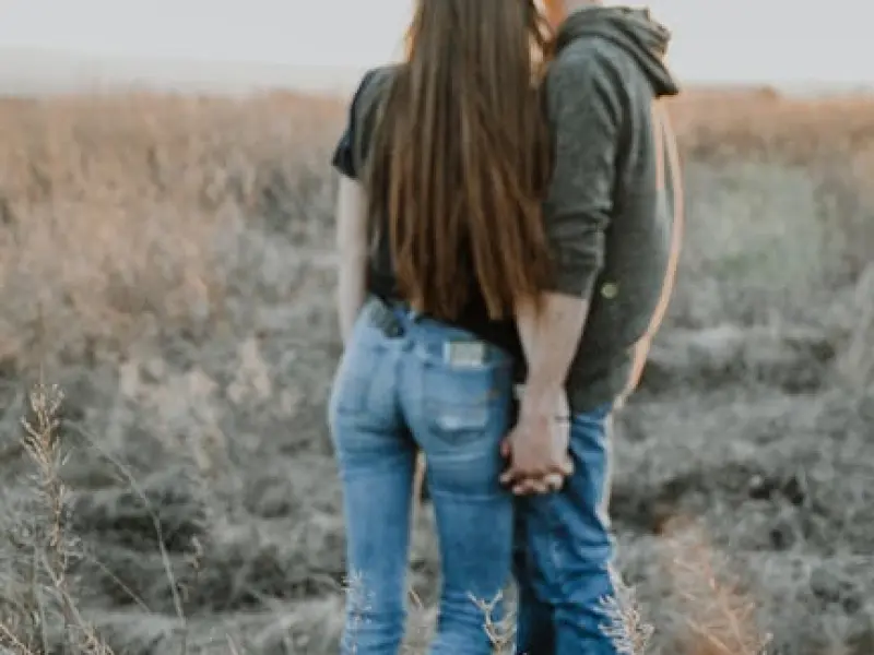 挽回男友的全攻略：如何让男友重新爱上你，挽回男友的方法