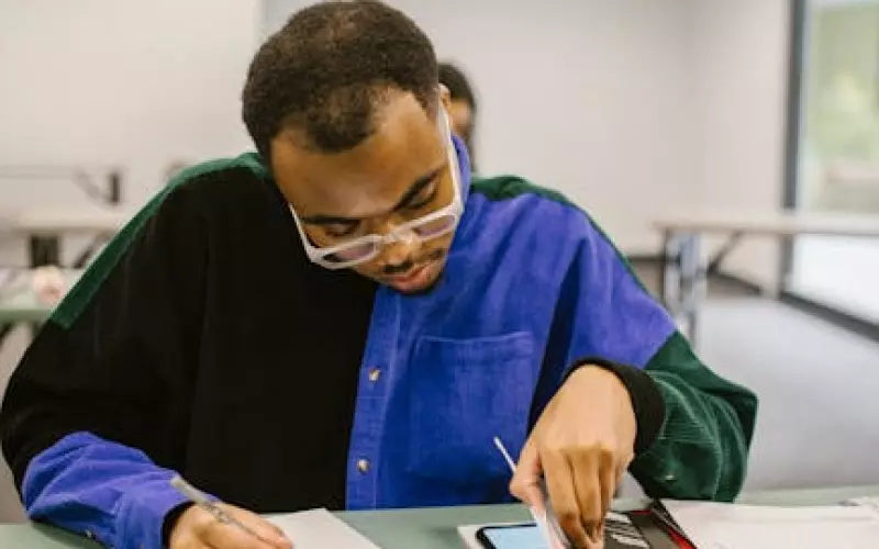 婚外情维持了七年，小三不上位，出轨男人不分手，都是怎么想的？