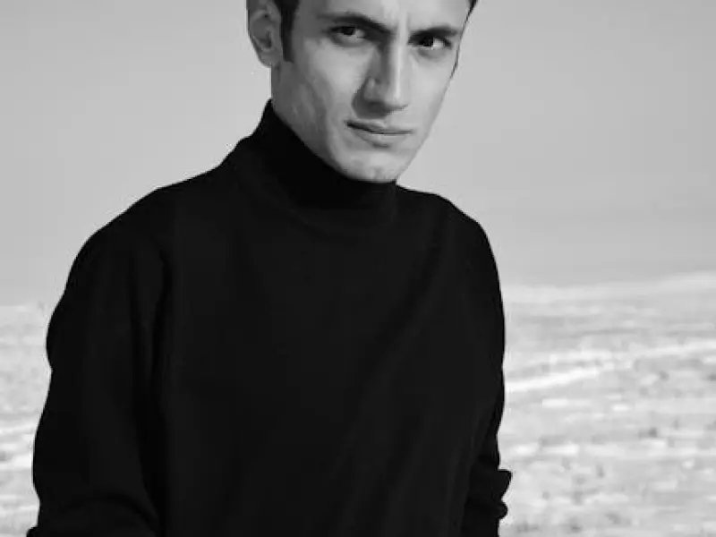 缘散了，情淡了， 再挽回也只剩遗憾了