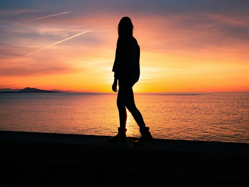 重 感 情 人 的 下 场