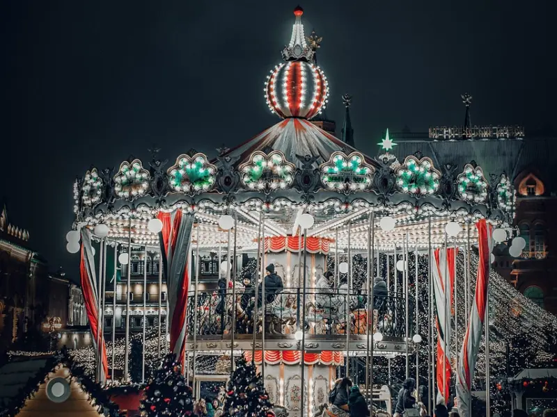 异性之间，有这几个表现，说明表面上是朋友，实际上是情侣