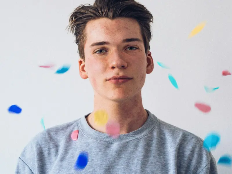 四季冷暖，只需一句想念，(致我牵挂的人)