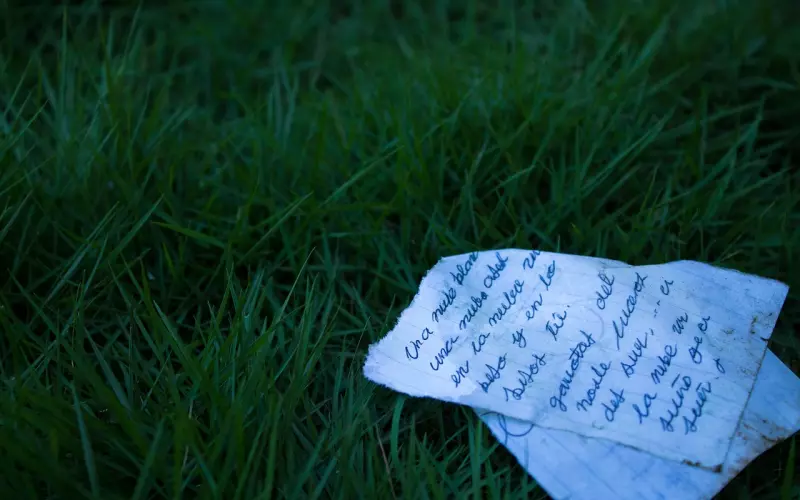 老公和情人一夜未归，老婆在微信上写道...