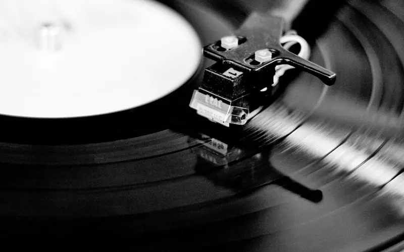 宋仲基宋慧乔喜帖内部文字曝光！婚嫁只因“终于等到对的人”