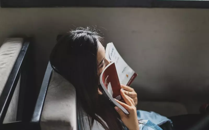 挽回爱情关键：读懂前男友给你的复合暗示