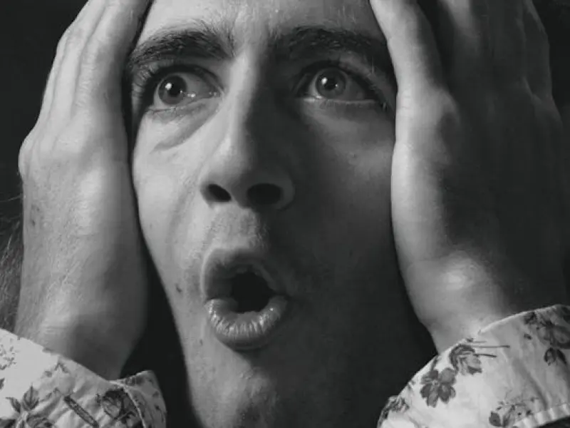 男人没对你做过这些“恶心事”，摆明是在“逢场作戏”，不是真爱