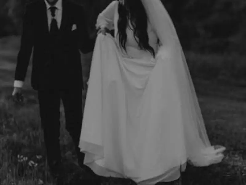 用这种方式和你相处的男人，并没有把心给你，你再爱也得放开手