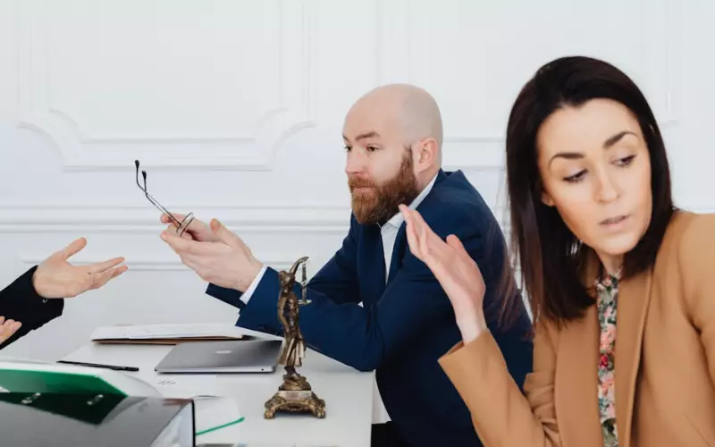 婚外情男人说没有机会做到离婚(婚外情之后你是坚守还是离婚)