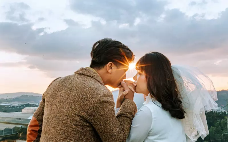 婚姻关系变得冷淡，如何挽回老公的心，这样做可以让老公离不开你