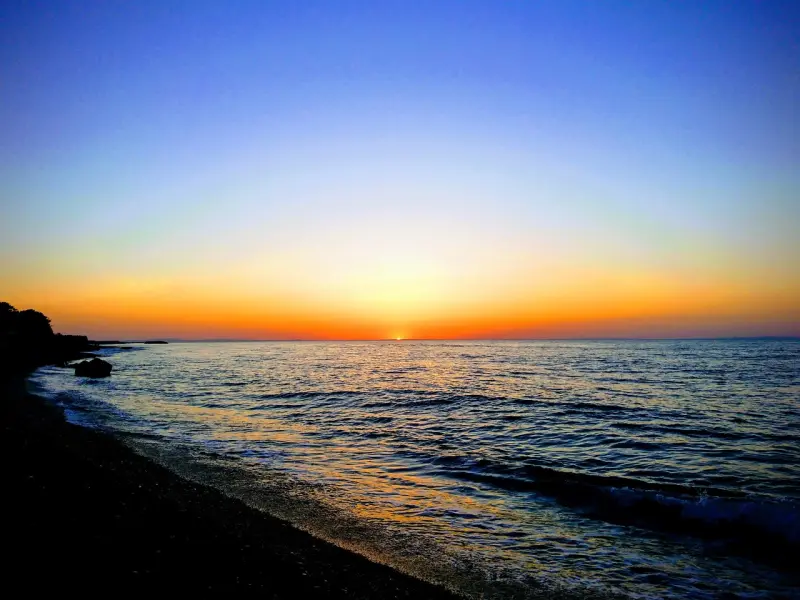 发现老婆出轨那一刻太难受了，不想离婚，我想挽回她