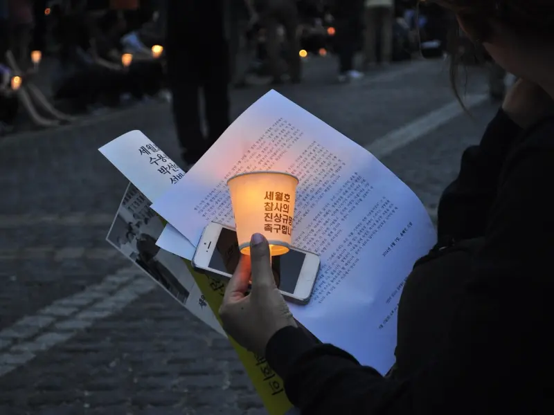 男人越在乎你，越会为你做这5件事，遇到就珍惜吧