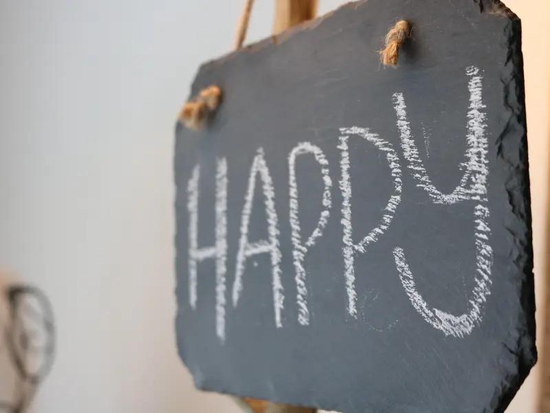 男人越是思念你，就越会这样跟你聊天！