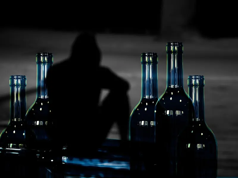 男人越是害怕失去你，越会有这4个“傻乎乎”的行为，装不了！