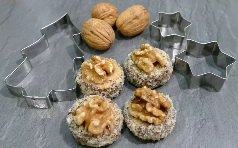 比接吻更强烈的时候是在接吻的前一刻