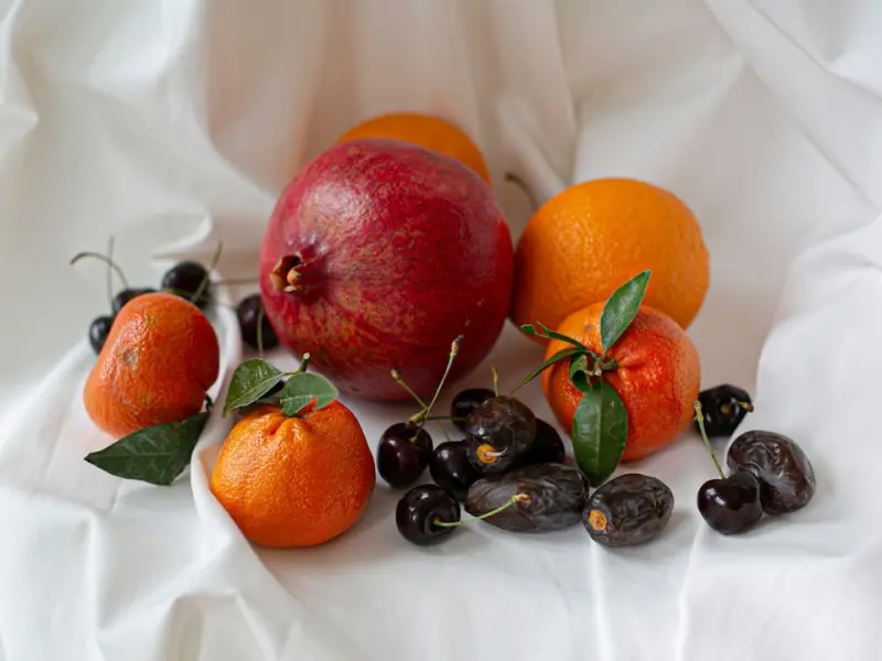 【圣诞最浪漫的事：与你牵手取暖】参与活动赢周生生足金转运珠吧~