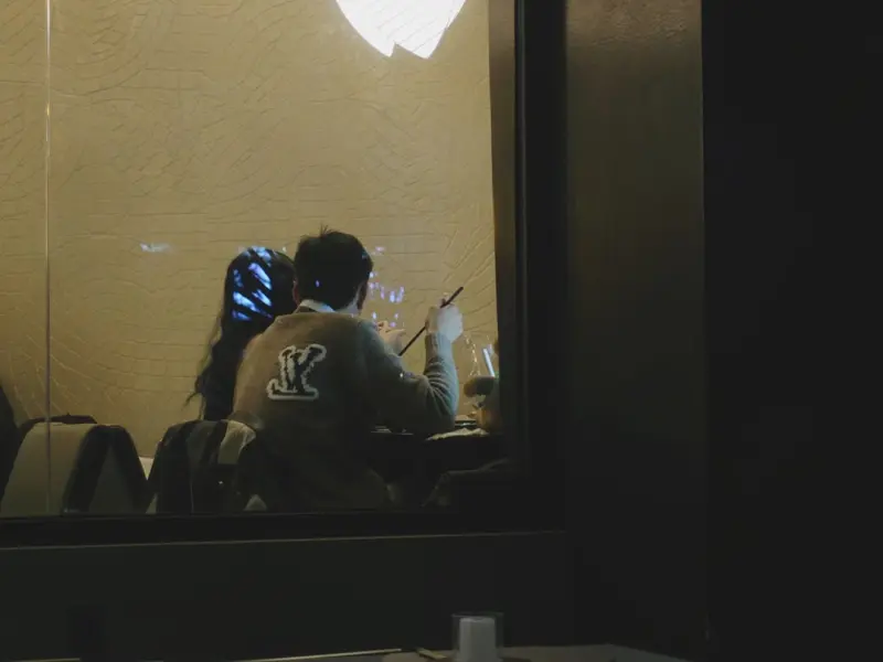 挽回爱情时最忌讳这种行为——“我离不开你”