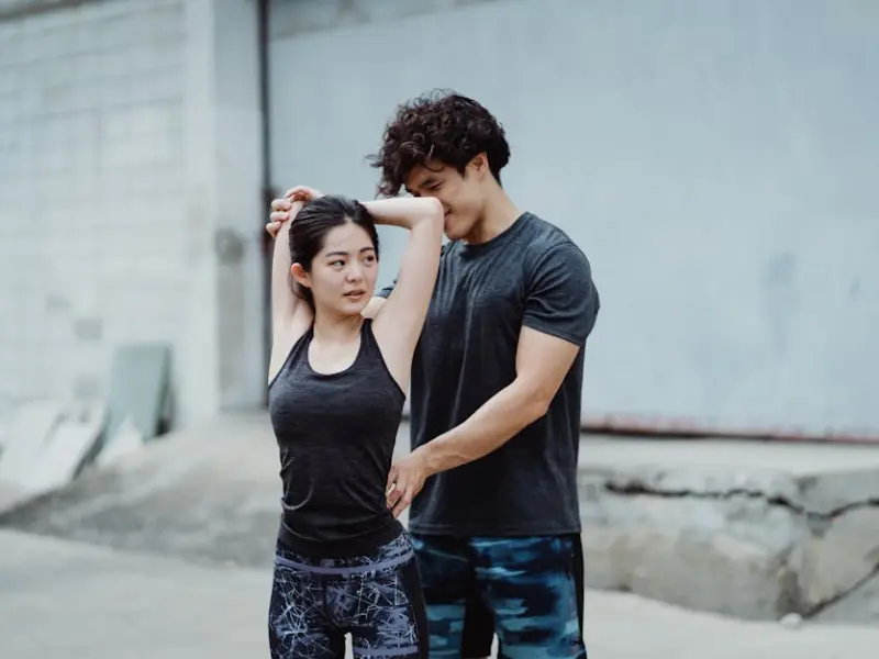 一招万能的搭讪妹纸技巧，不管用你打死我~