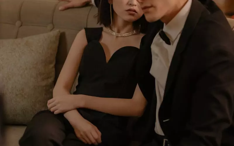 男人有钱后出轨的心理状态(为什么男人有钱了容易出轨)