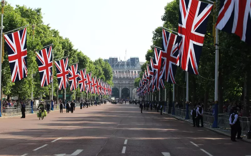 彭世洛府女王佛寺佛历2514年的女王佛牌制造记载和一段故事