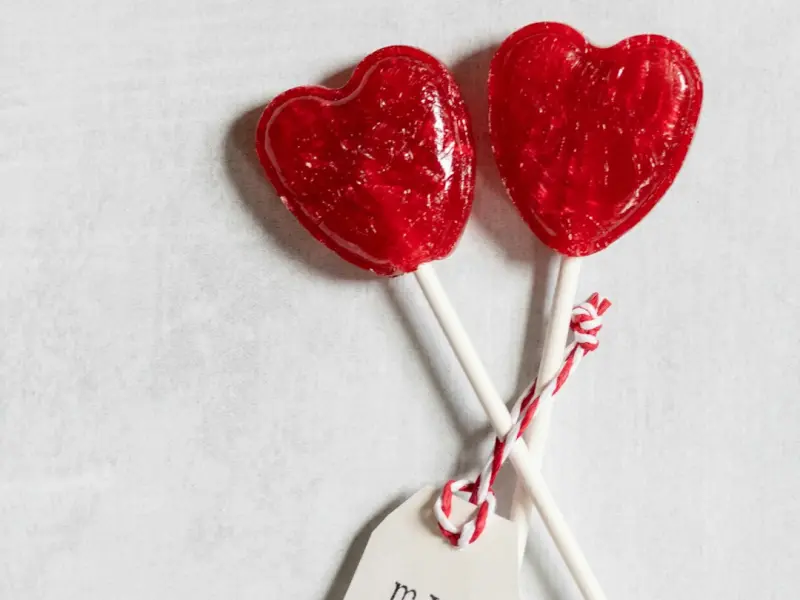 爱情真正的悲剧，不是你不爱我，而是你爱我却不懂我