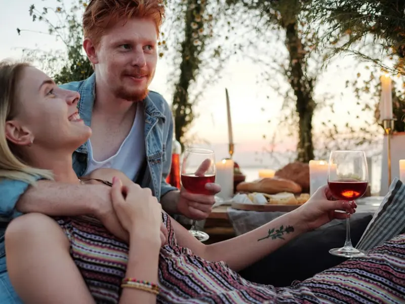 合适的挽回爱情方法：女生这么做才能长久挽回男友的心