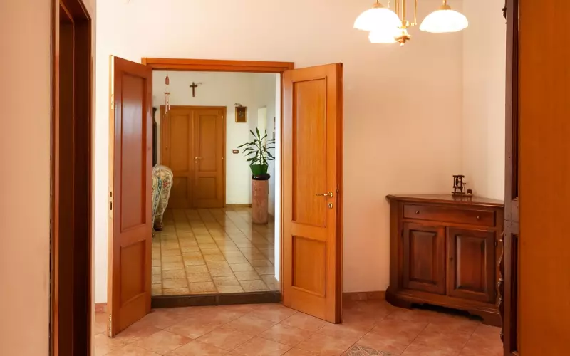 “出发点决定终点；目的动机决定结果！”所以，当你在人生中的大事大非面婚姻问题面前一定要选择既有职业能力又有职业道德的咨询师咨询！