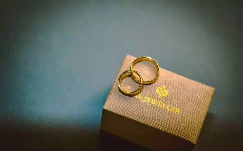 日坐年禄贵神婚姻稳定(测试你的婚姻能稳定吗)