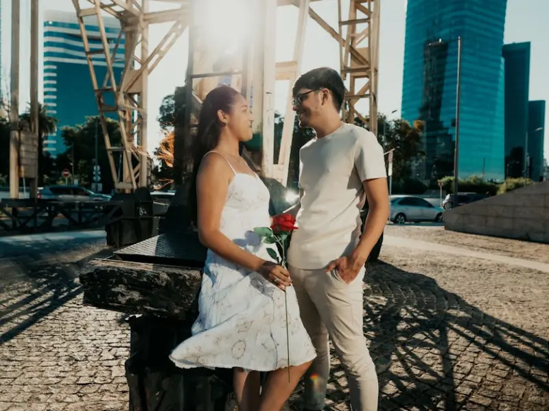 你所不知道的挽回女友的必杀技：离开你的女友真的是嫌贫爱富拒绝相爱吗