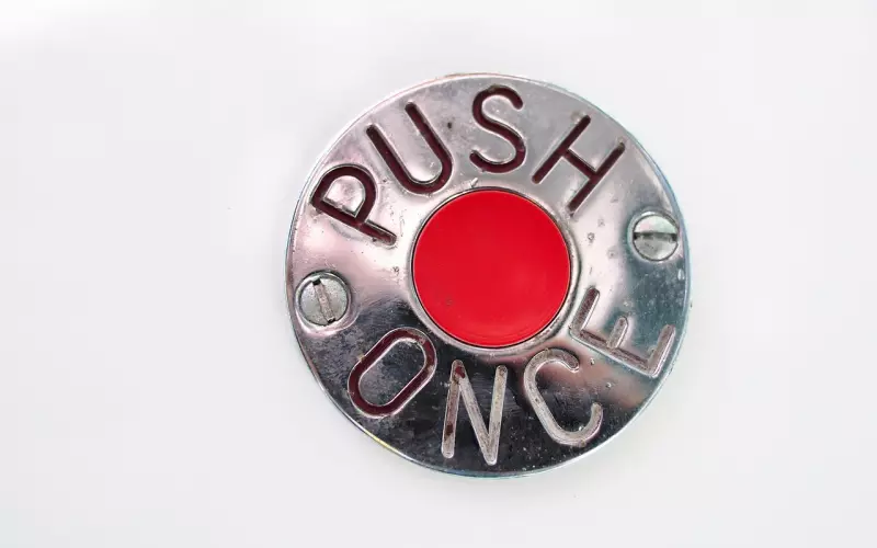 十句最能挽留女友的话，听一次感动一次