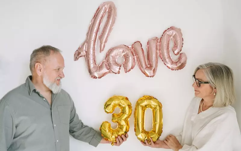 十年的夫妻感情最终被现实所打败(10年的婚姻累积失望怎么挽回)