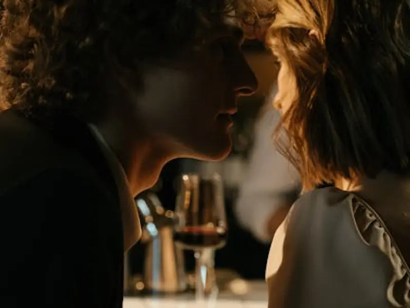 挽回前任的“聊天三部曲”，让前任主动挽回你