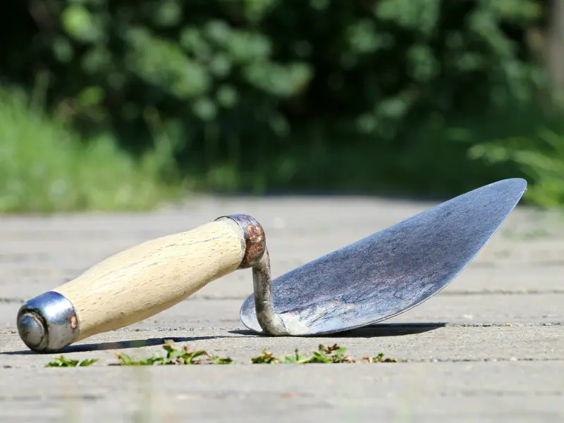 分手后挽回男友的绝招：挽回男友的心掌握这三点，做自己的情感大师