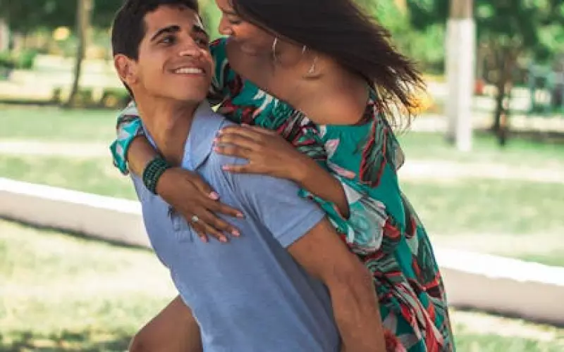 挽回男友绝招，怎么让前男友主动复合？你需要改变