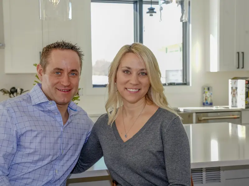 ♬ 真正爱你的女人不一定是你妻子！ 请勿伤害你的婚外真爱！