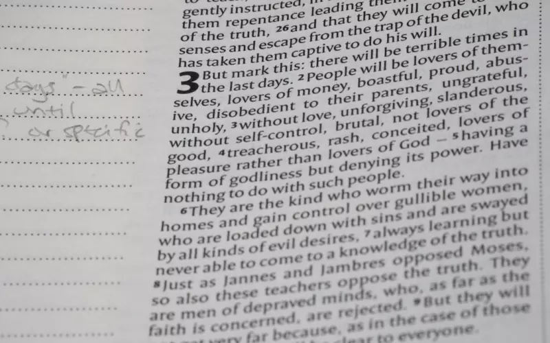 婚外情一般都会有三个原因(发生了婚外情都逃不过这三种折磨)